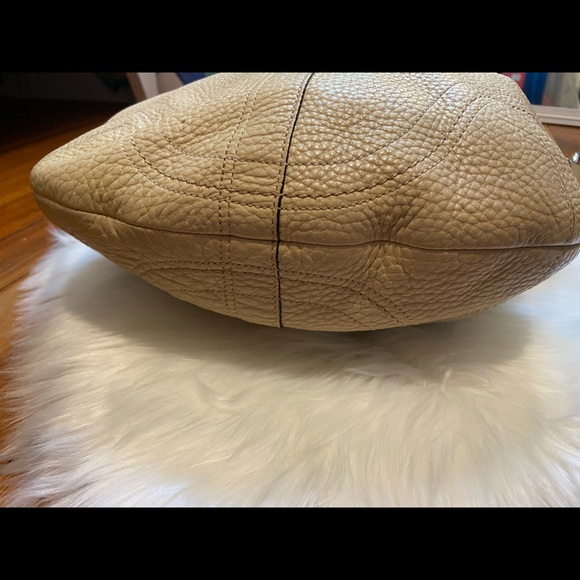 Coach tan leather purse - Picture 5 of 8